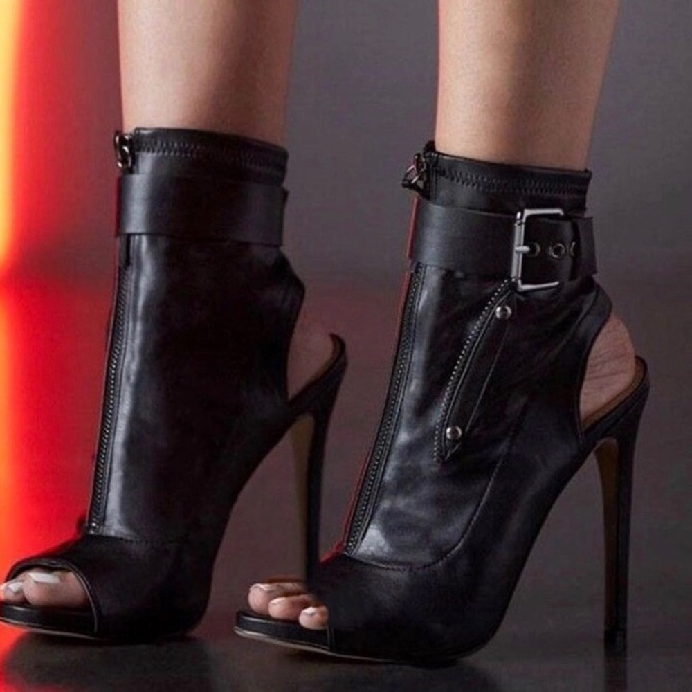 Sexy Lady Chelsea Boots